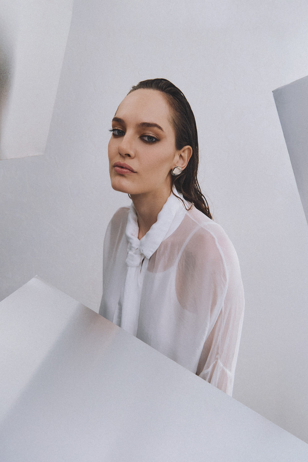 Alkyoni Shirt | White