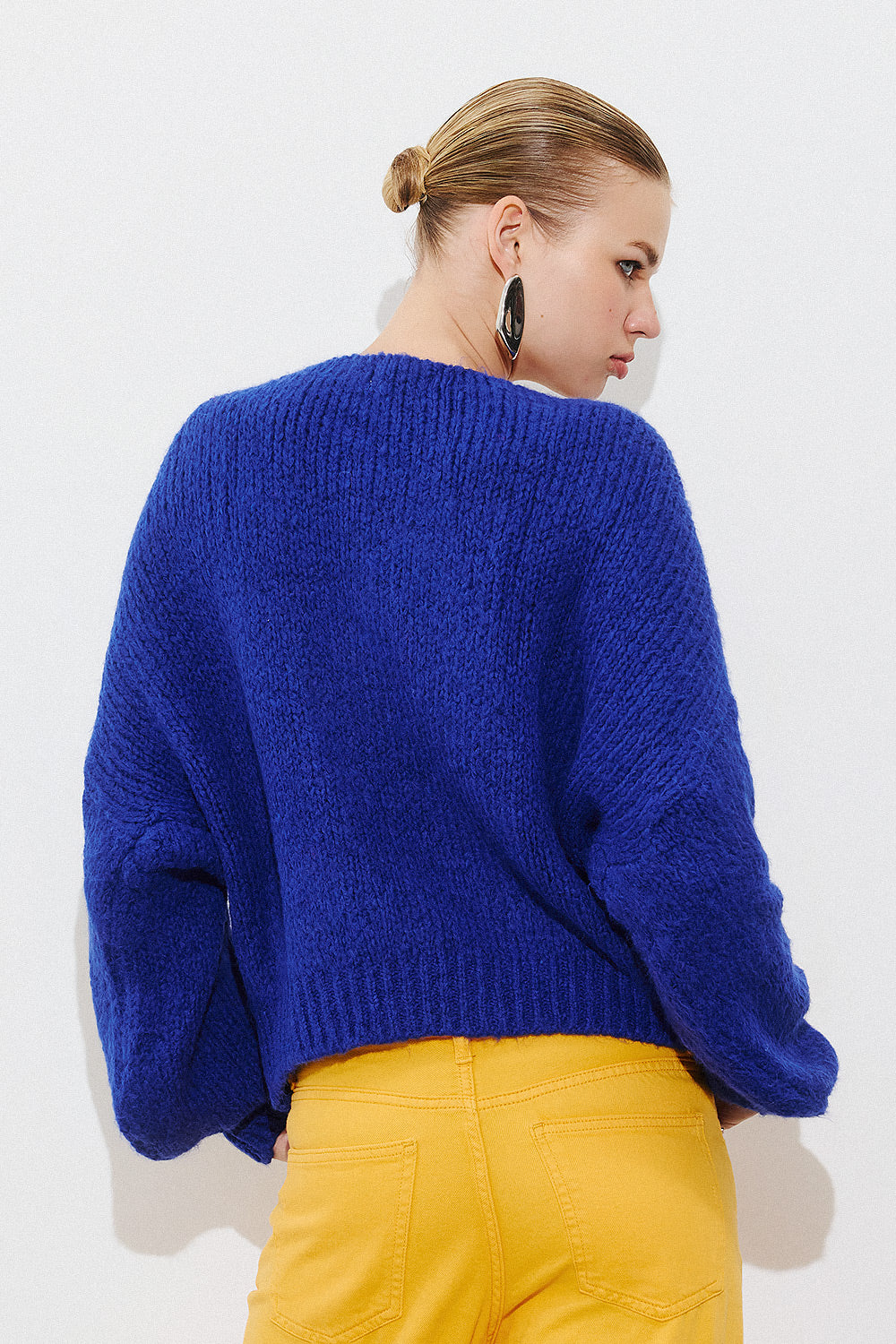 Knot Pullover - Blue