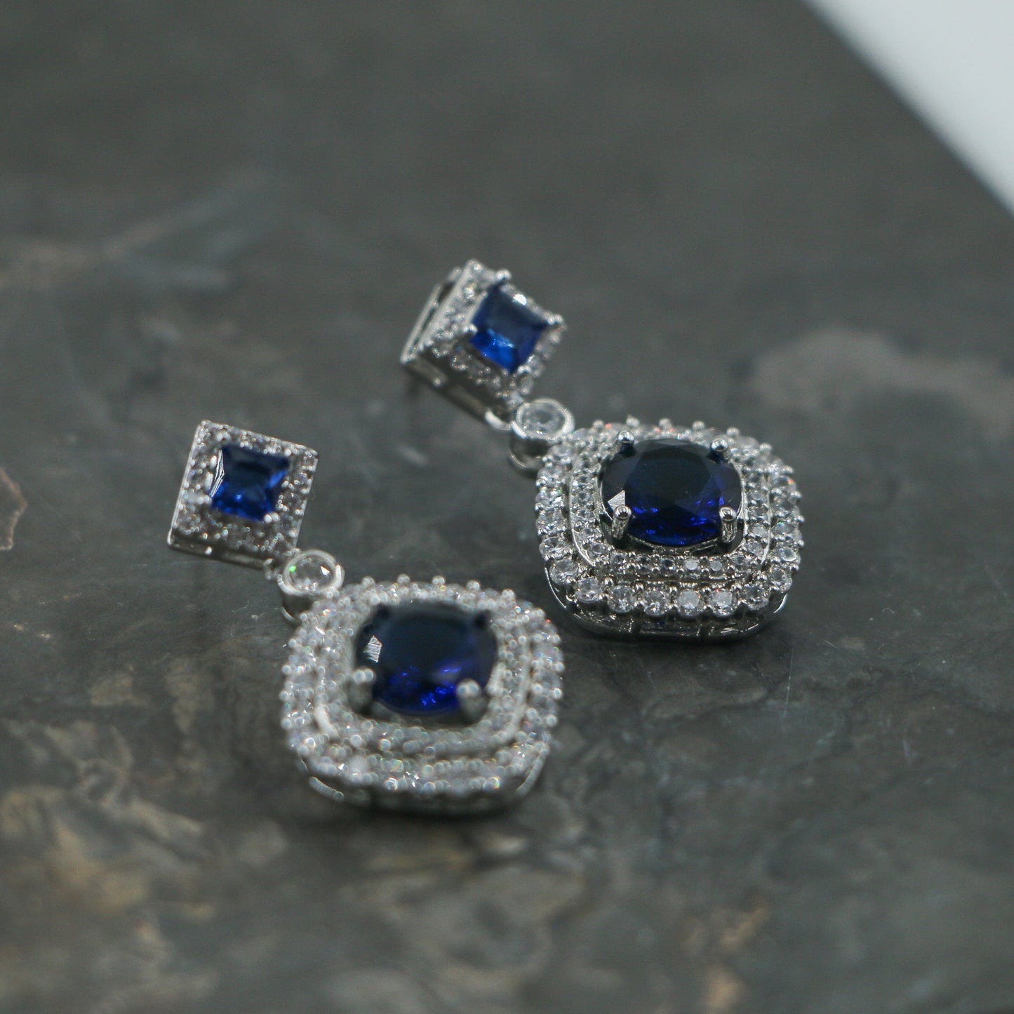 Lampsi Earrings