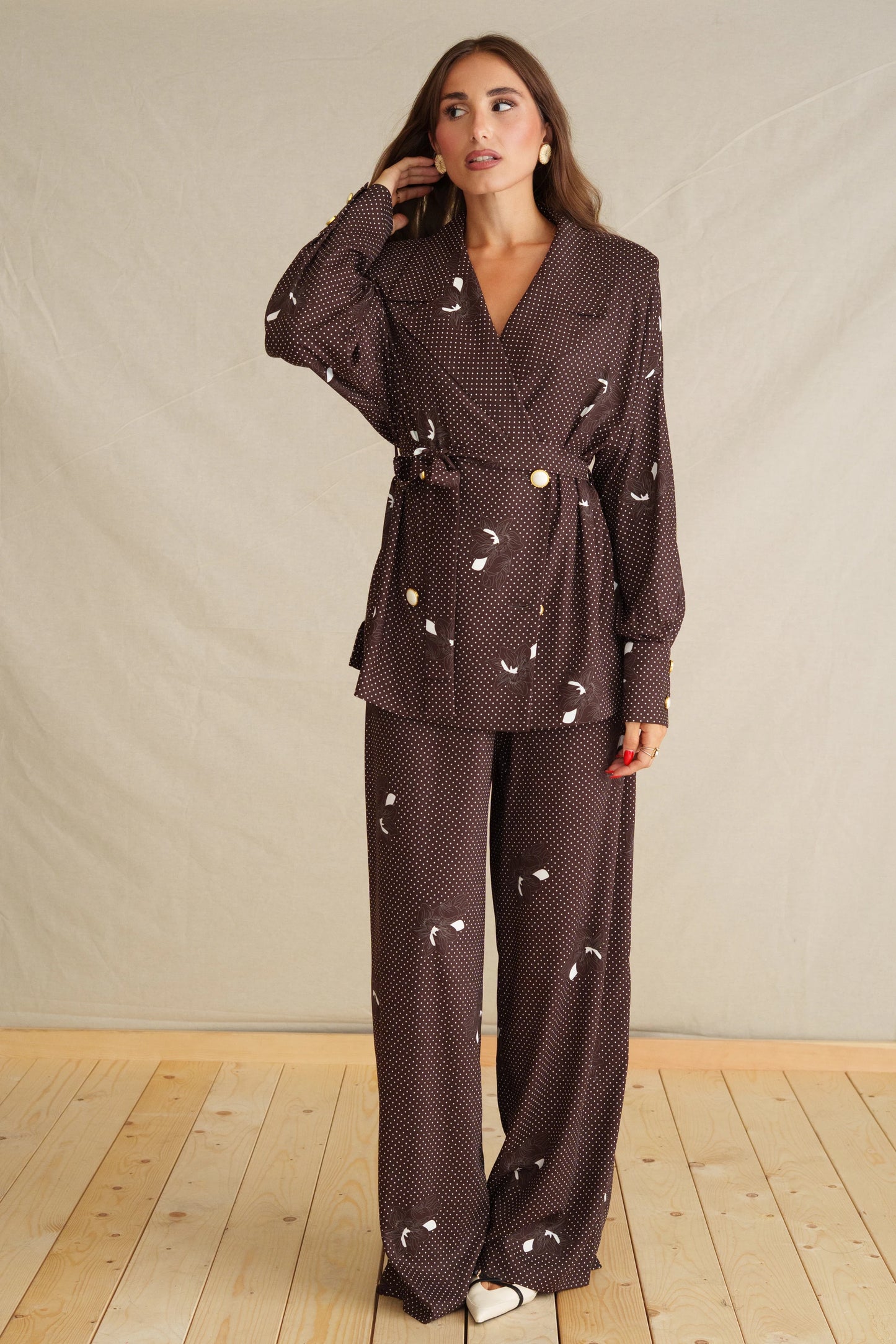 Her Closet Brown Classic Pants