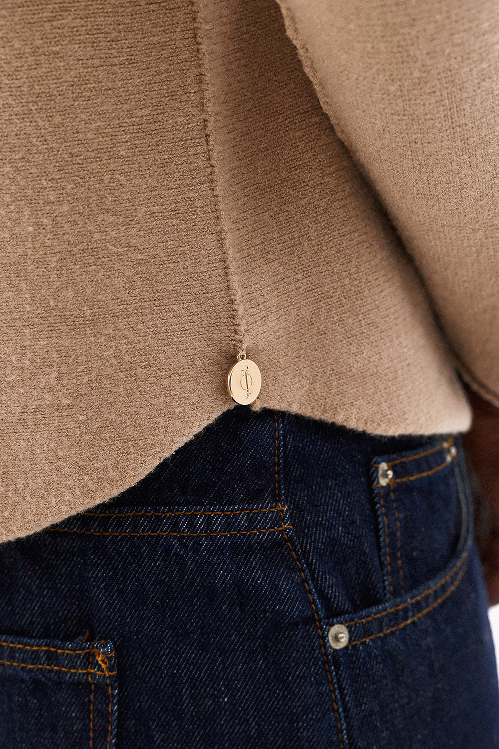 Soft Knitwear V-Neck | Beige