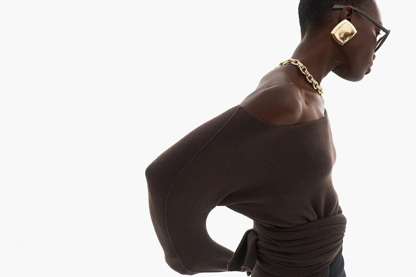 Soft Knitwear O-Neck | Brown
