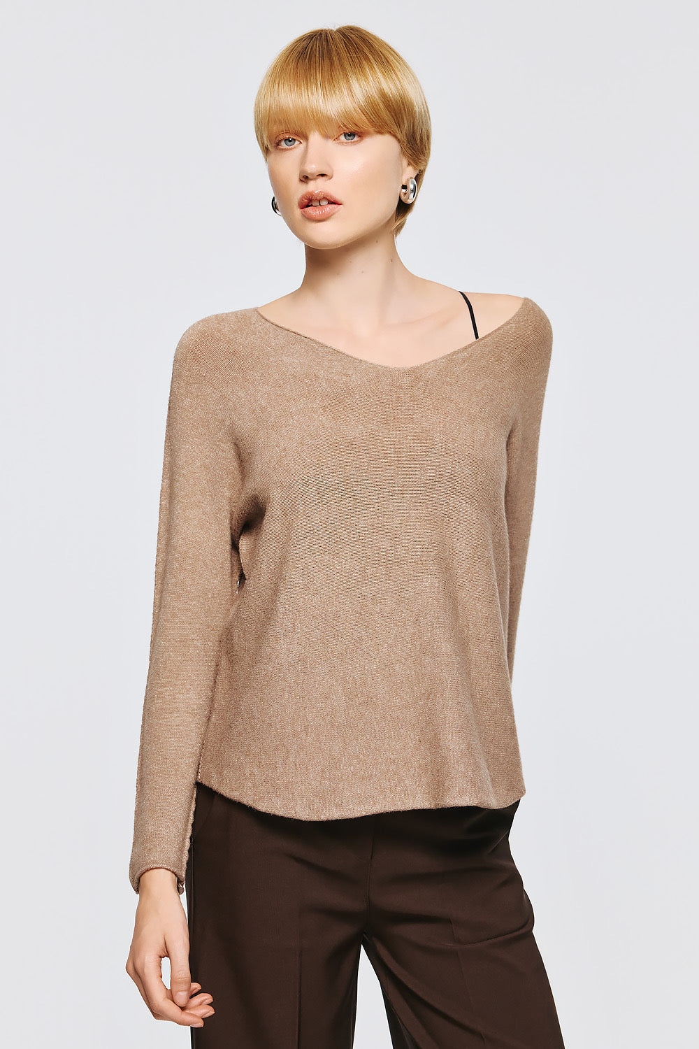 Soft Knitwear V-Neck | Beige