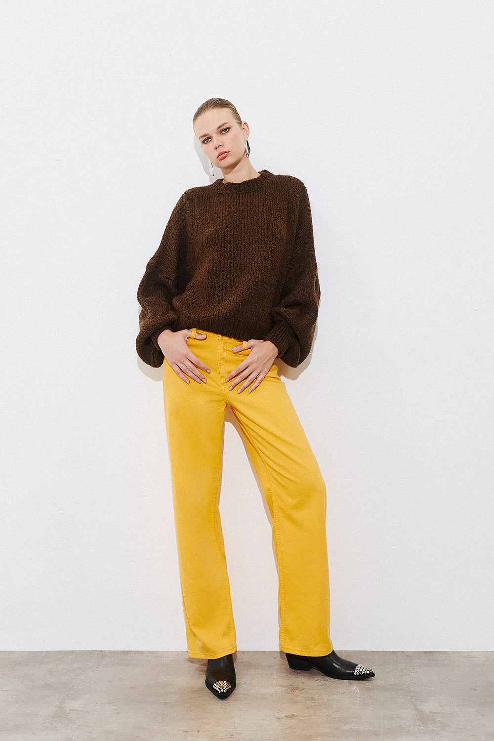 Long Sleeve Pullover - Brown