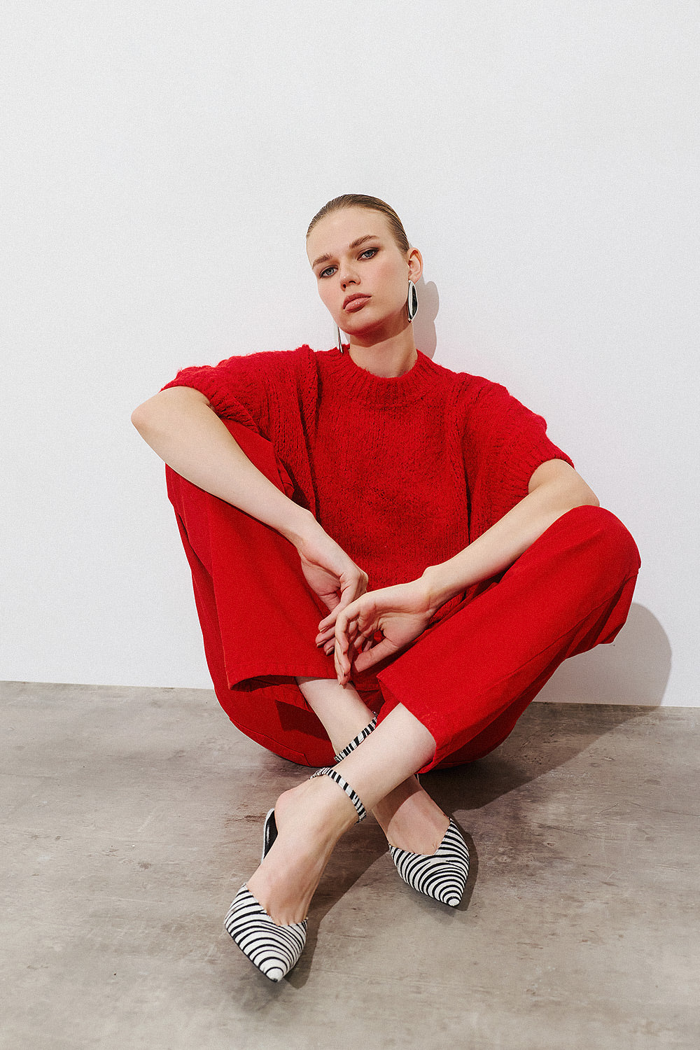 Short Sleeve Pullover - Red