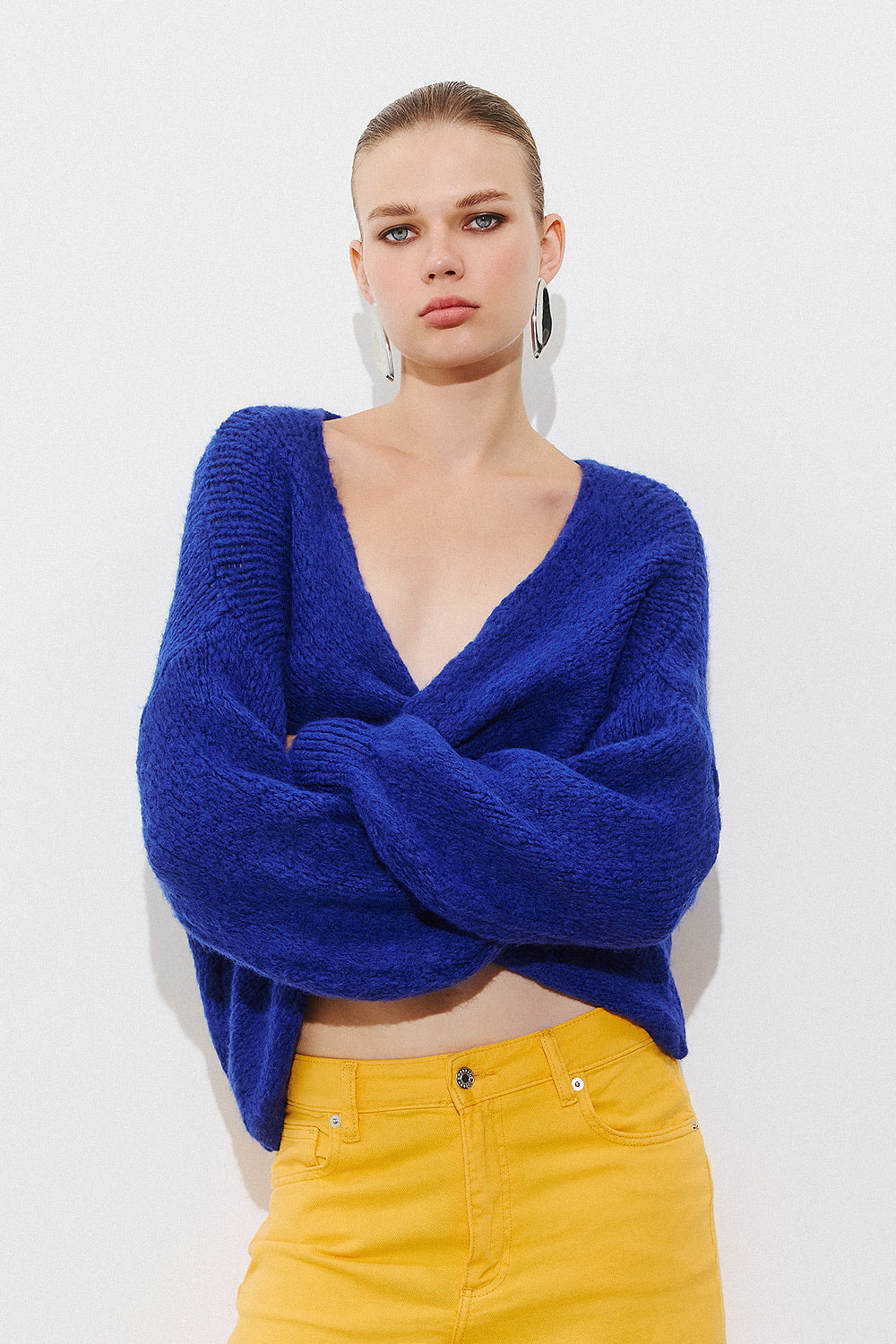 Knot Pullover - Blue