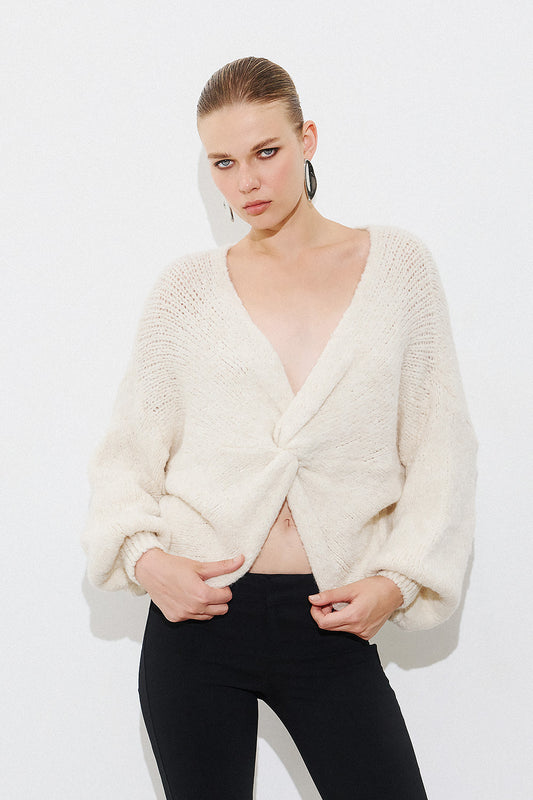 Knot Pullover - Creme