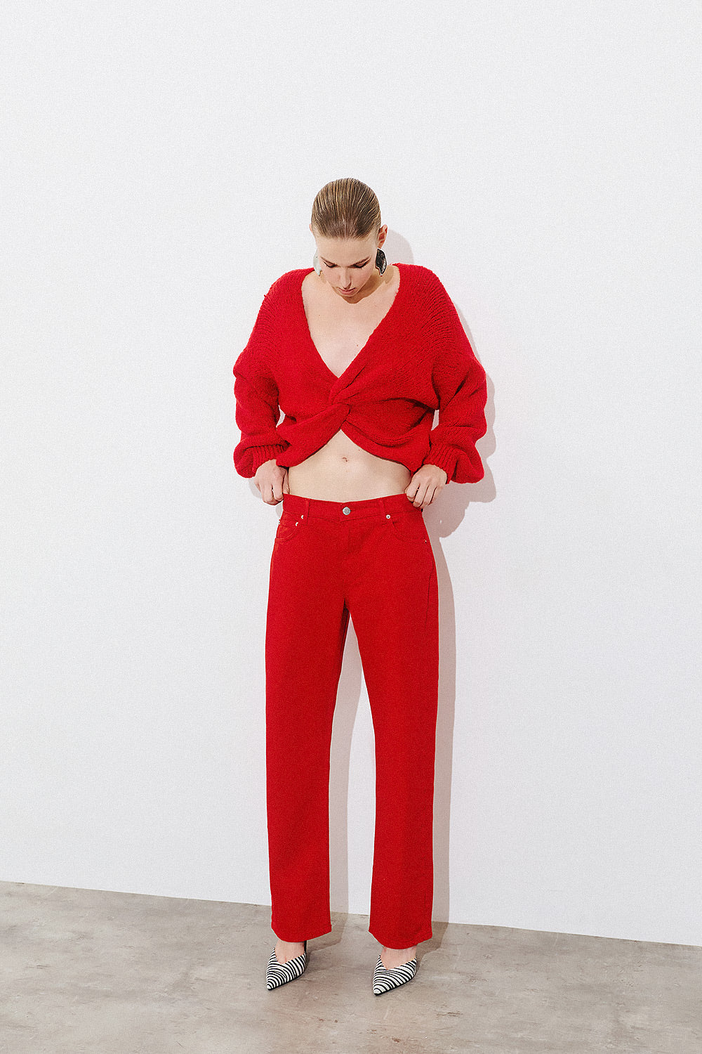 Knot Pullover -Red
