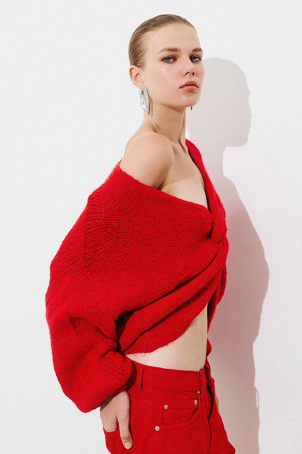 Knot Pullover -Red