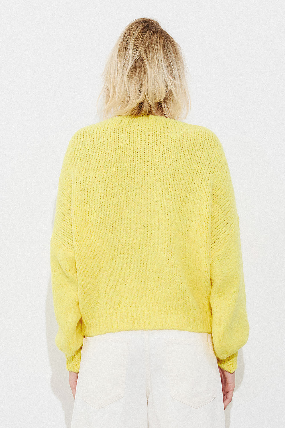 Knot Pullover - Yellow