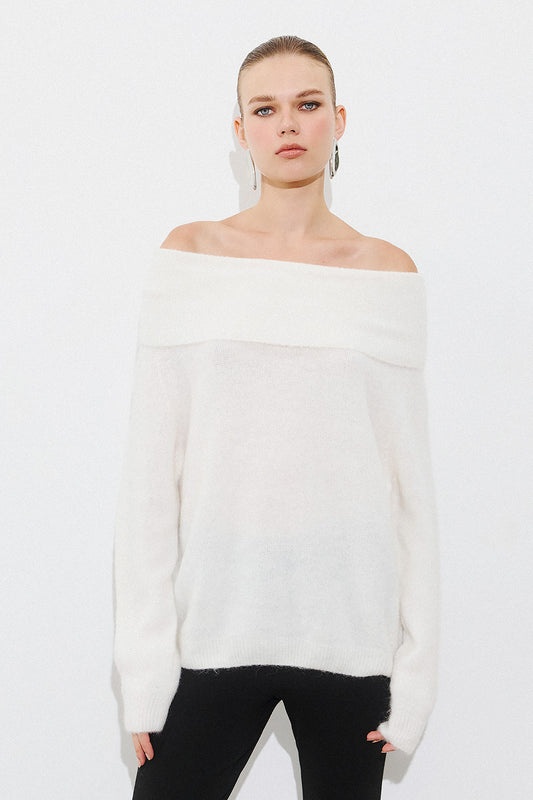 Alpaca Off Shoulder Pullover - Ivory