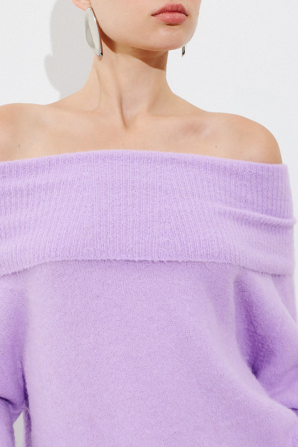 Alpaca Off Shoulder Pullover - Lilla