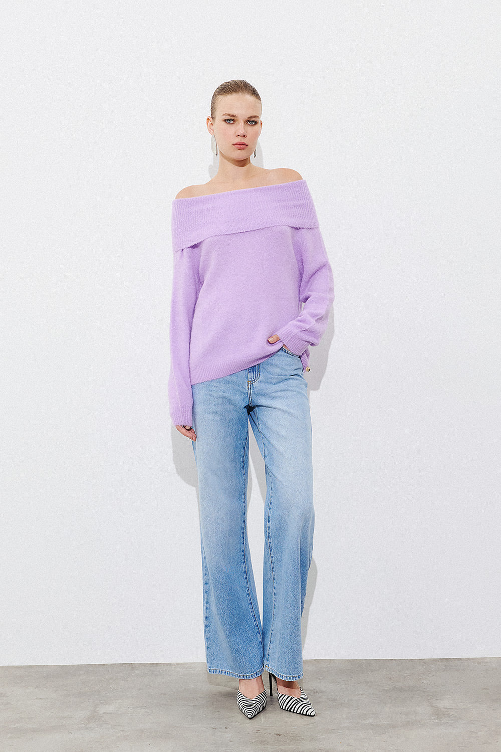 Alpaca Off Shoulder Pullover - Lilla