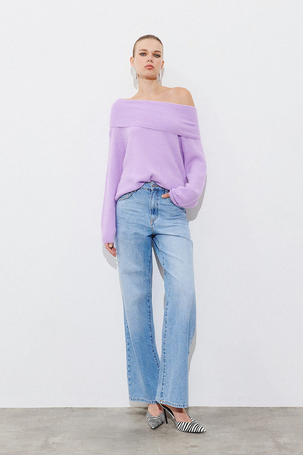 Alpaca Off Shoulder Pullover - Lilla