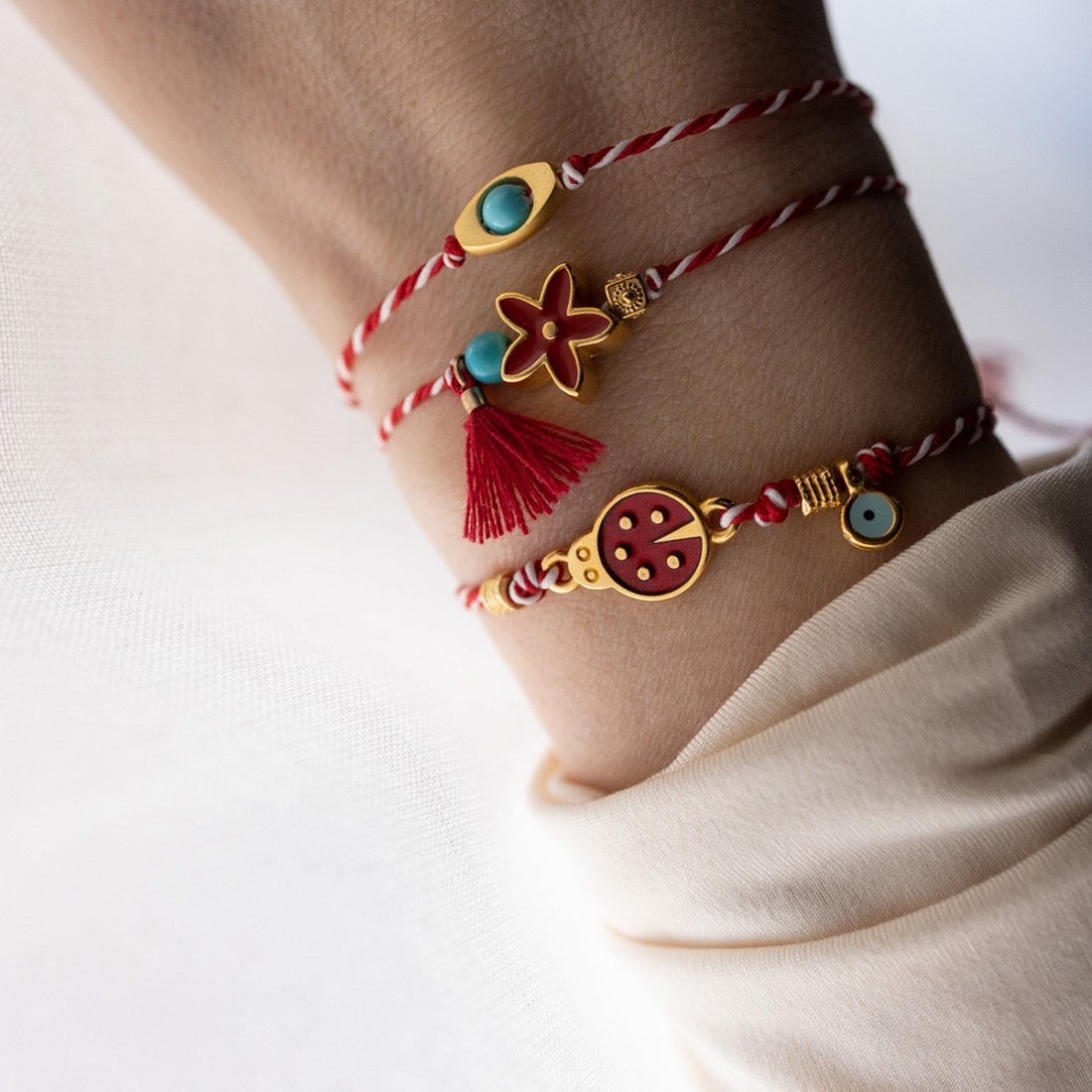 Μάρτης Πασχαλίτσα