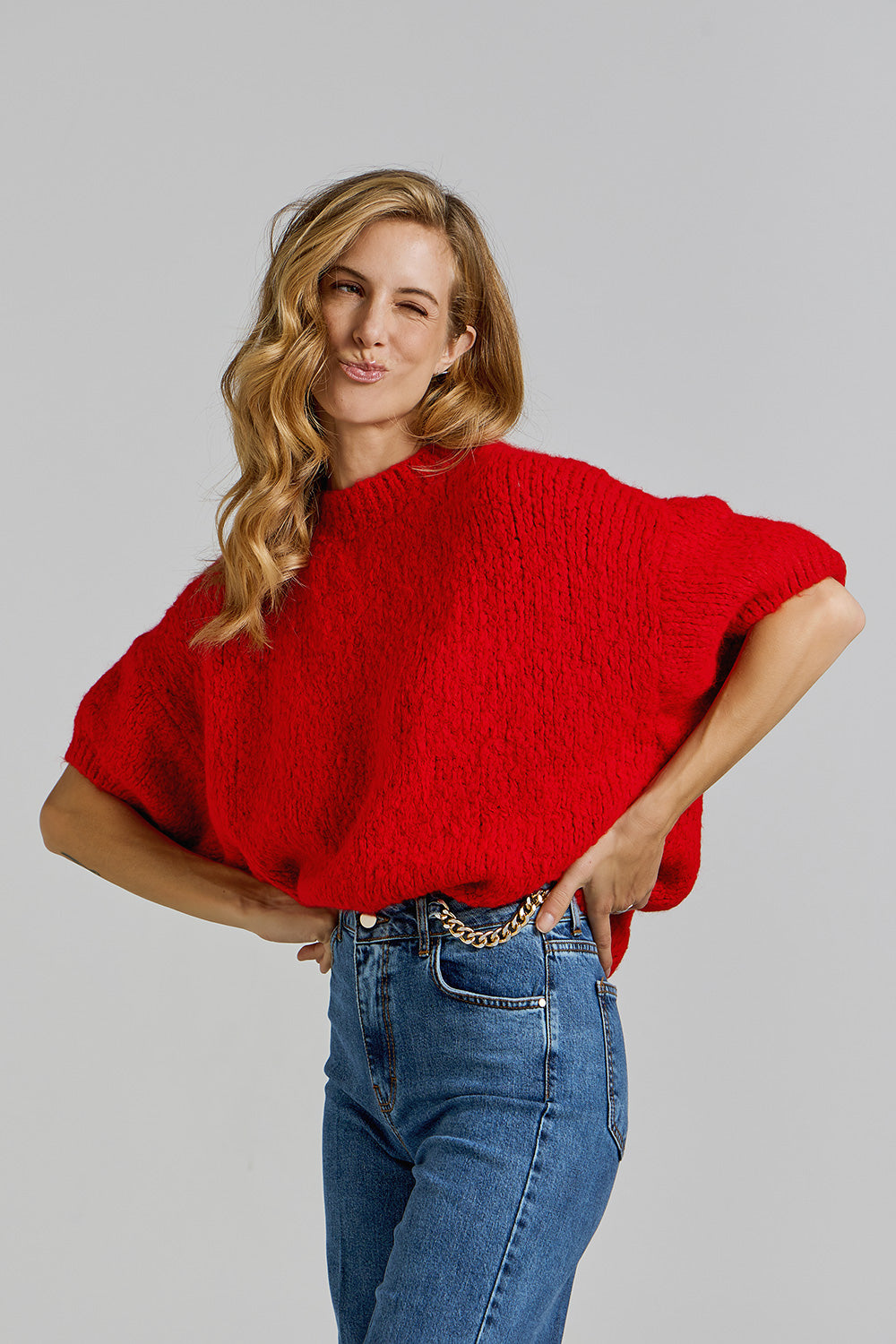 Short Sleeve Pullover - Red