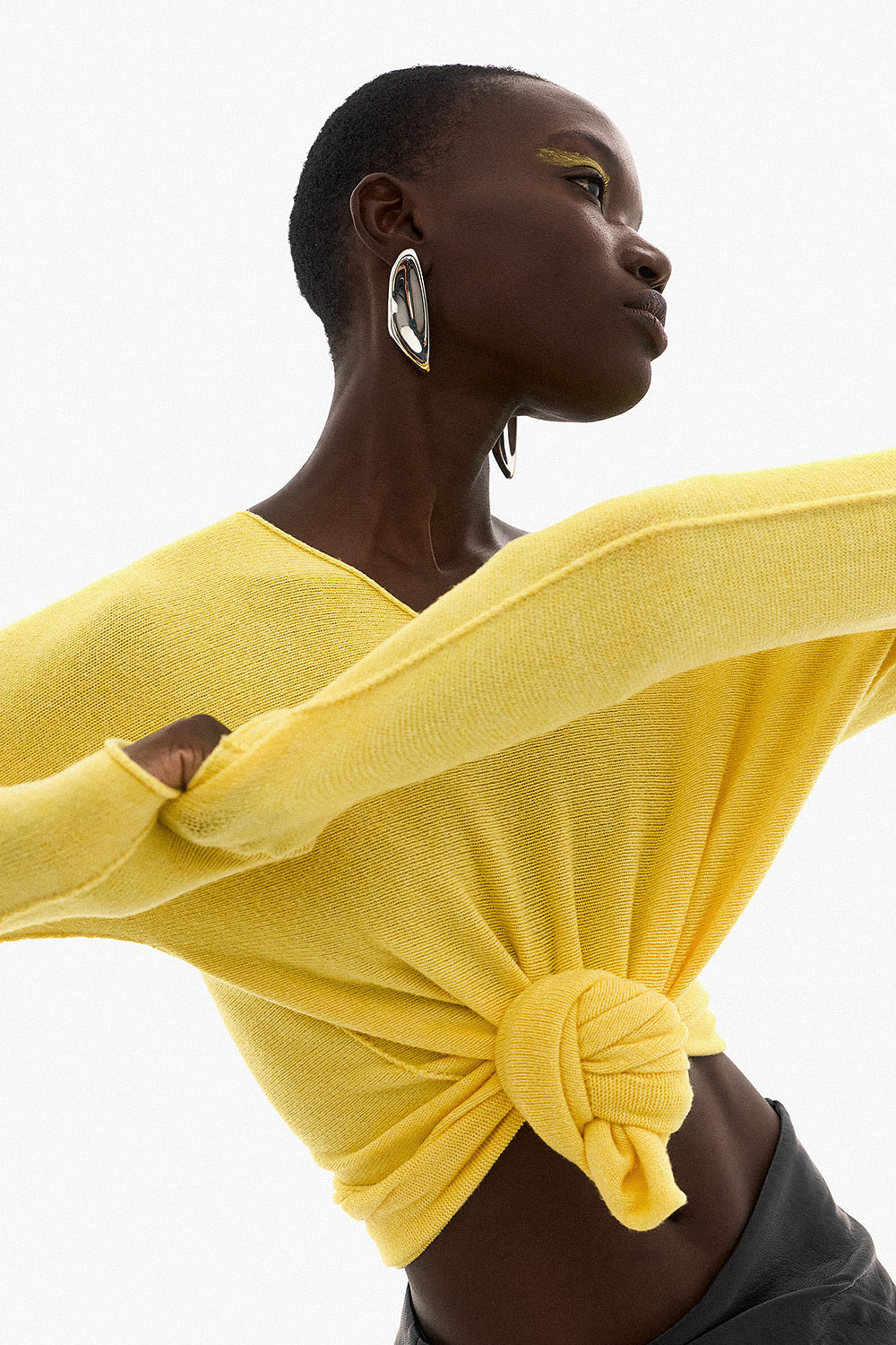 Soft Knitwear V-Neck | Yellow