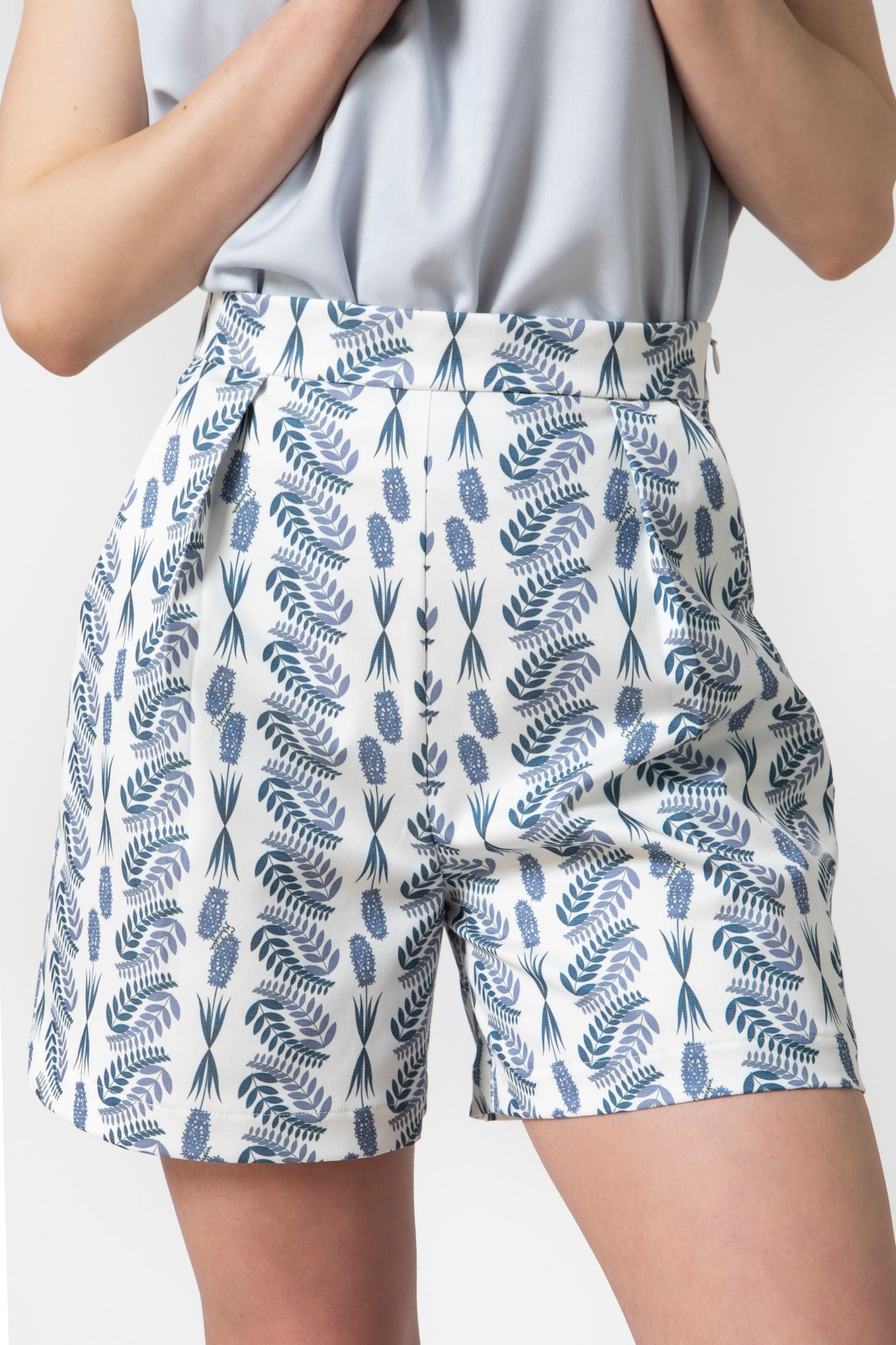 Hyacinth Shorts