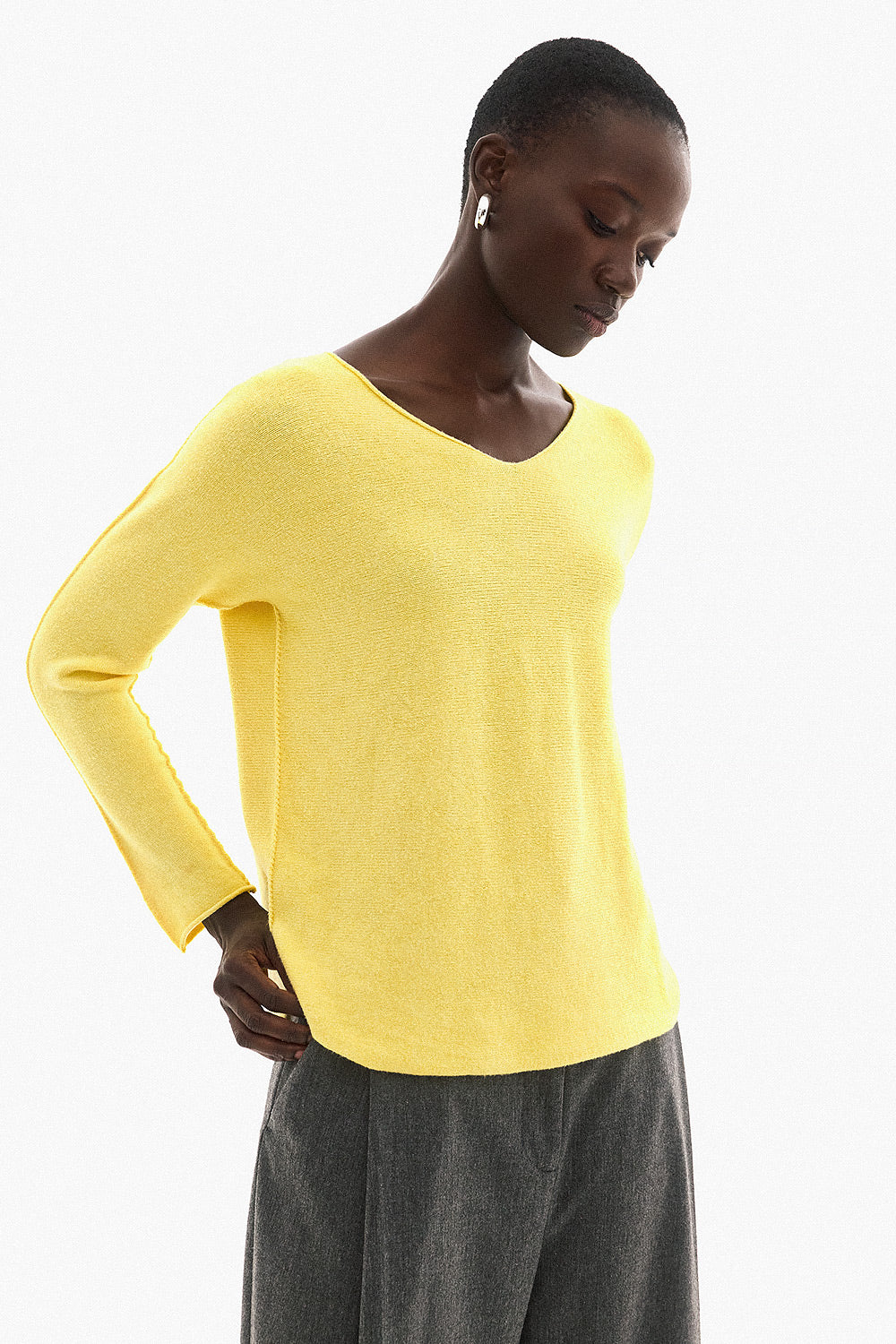 Soft Knitwear V-Neck | Yellow