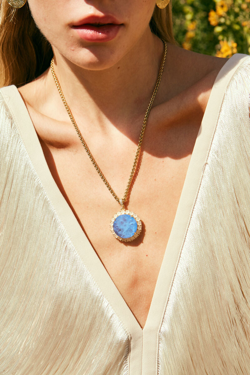 Noir Pendant