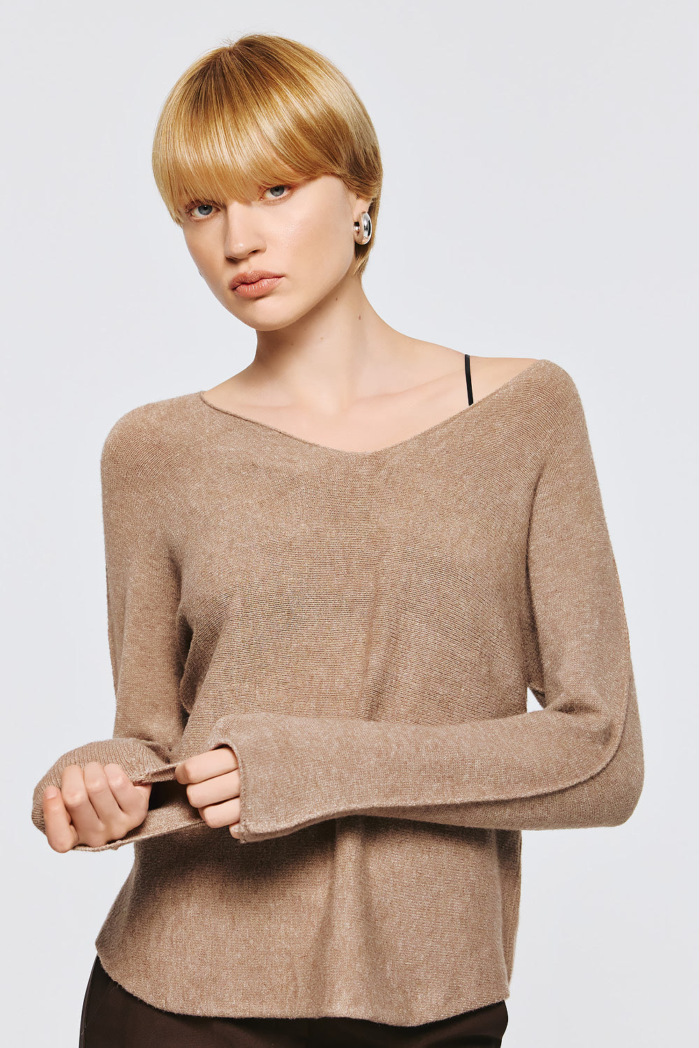 Soft Knitwear V-Neck | Beige