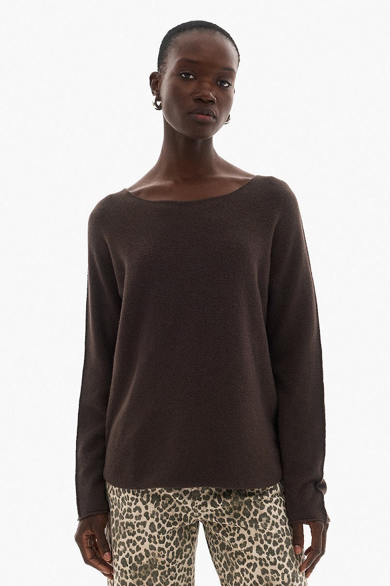 Soft Knitwear O-Neck | Brown