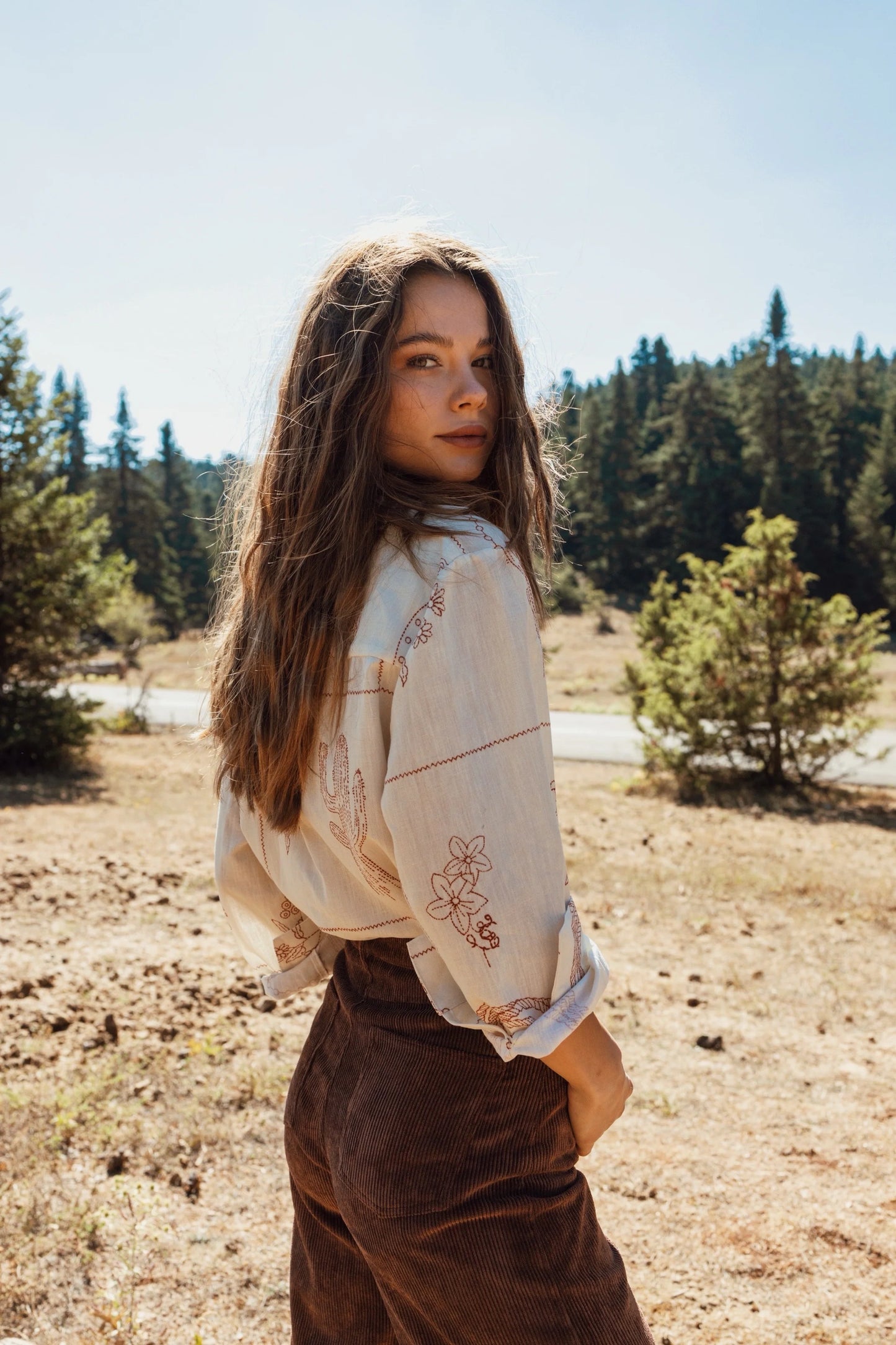 Saloon Unisex Shirt - Red