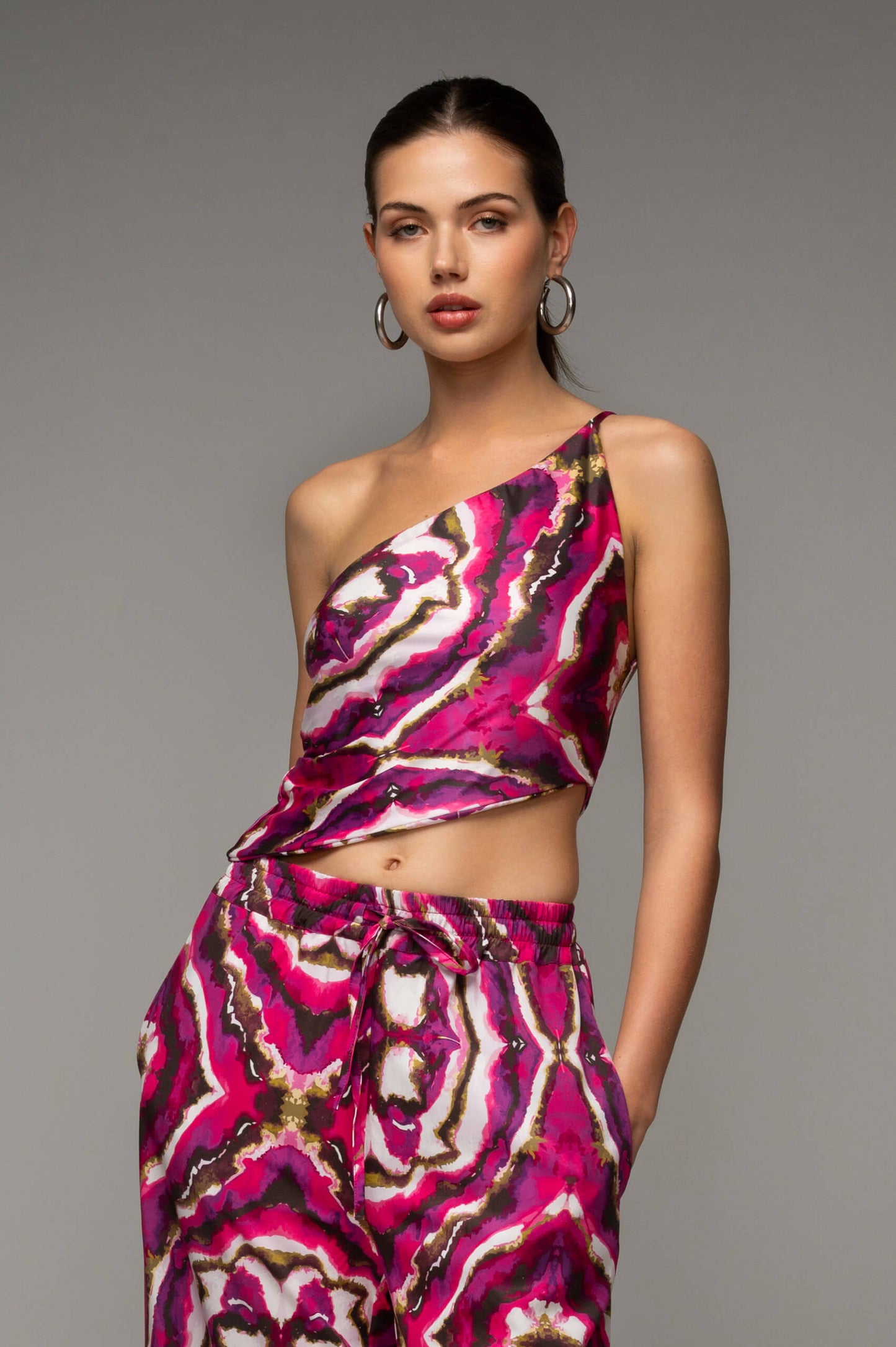 Ekstasis One Shoulder Top