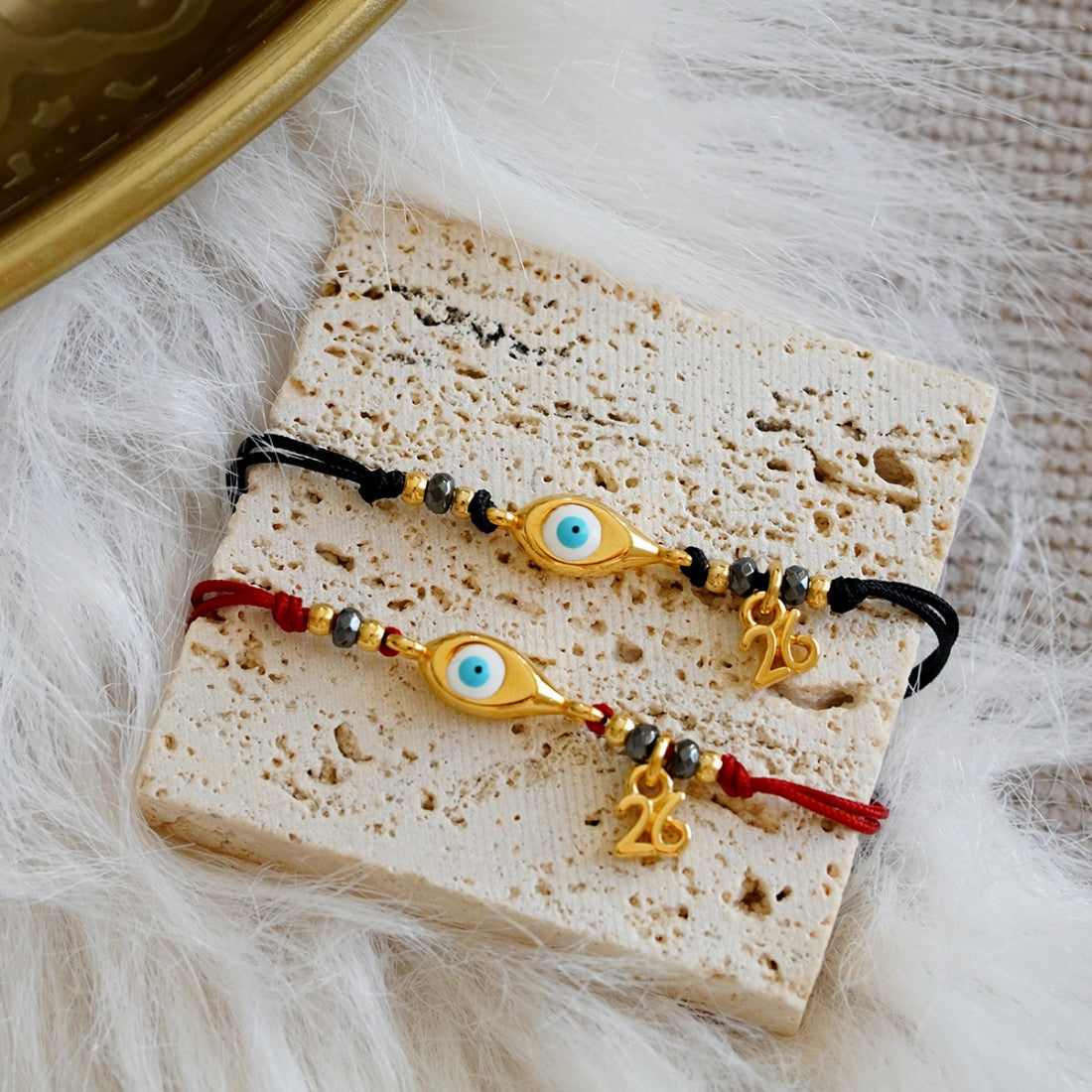 Γούρι Βραχιόλι #26 - Ματάκι (μαύρο κορδόνι)